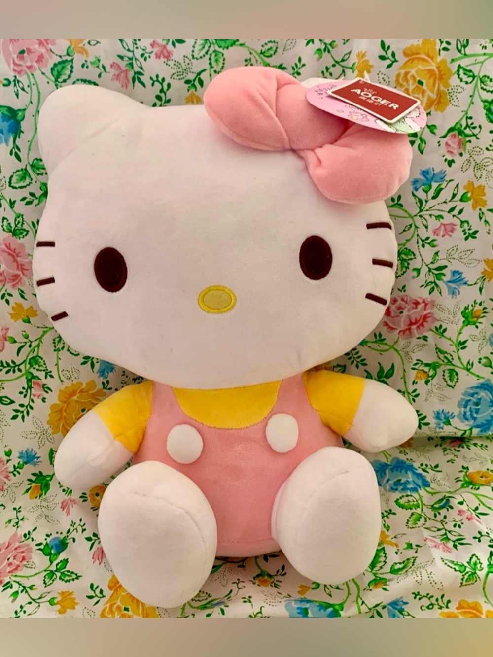 Sanrio Hello Kitty Special Pink Overalls 13” Plush Pink Bow jumbo w/tags